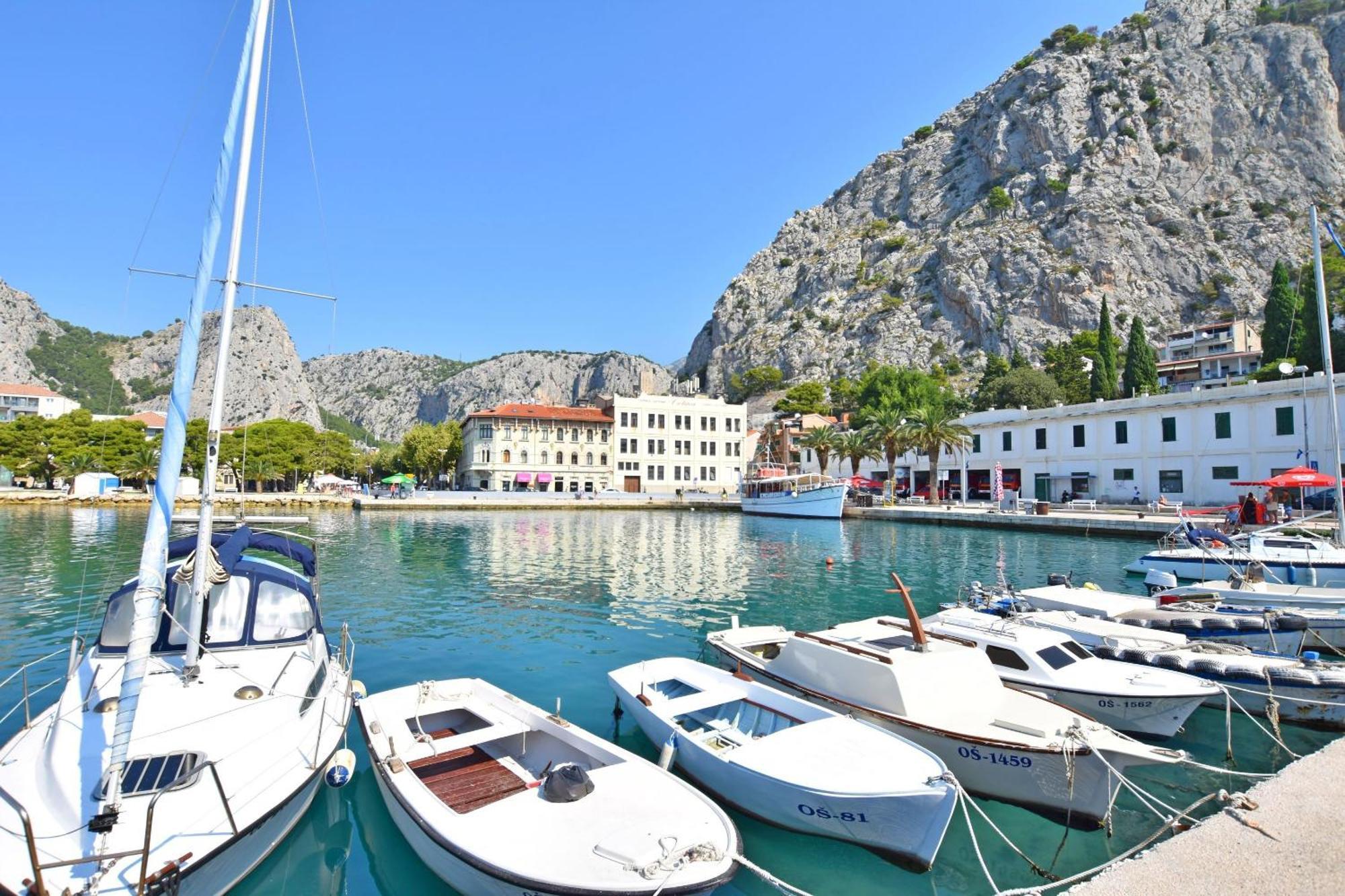 Apartment Antonela Omiš Exteriér fotografie